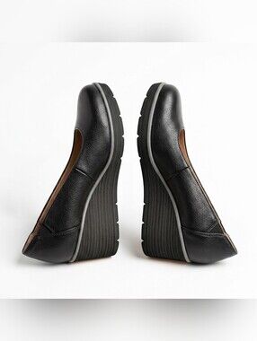 Soul Naturalizer About-Time Black Wedge Pumps Size 9 M New In Box